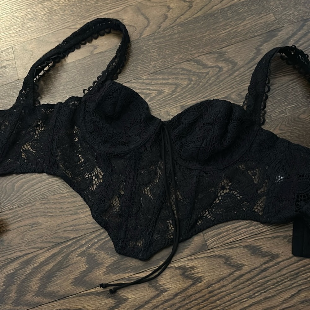 Worn few times For love and Lemons corset top size Medium black lace